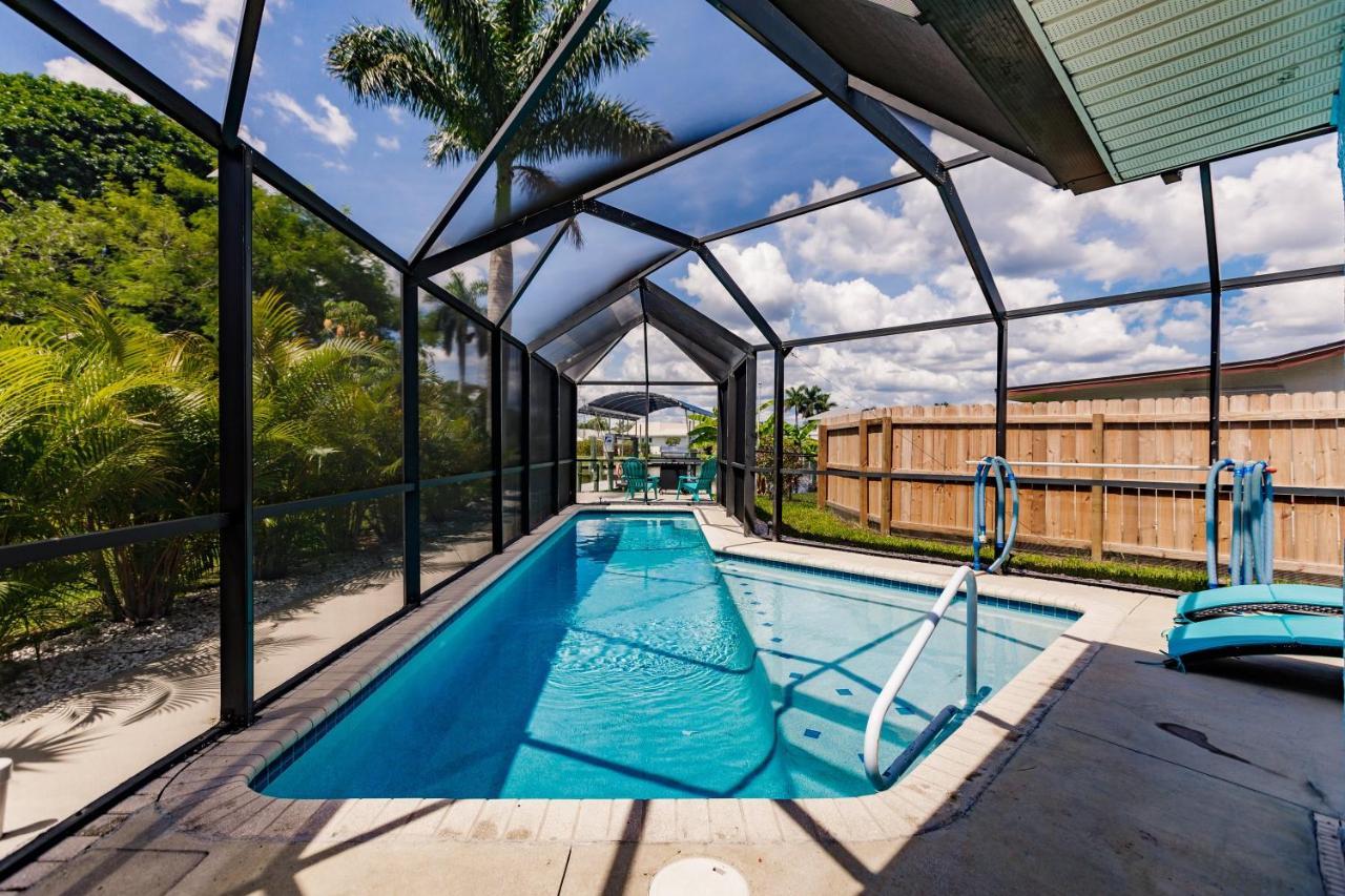 New! Dock Canal Family Home W/Pool & Gulf Access! North Fort Myers Bagian luar foto