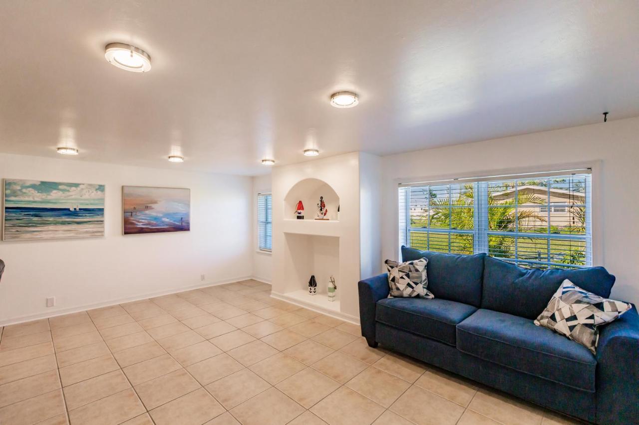 New! Dock Canal Family Home W/Pool & Gulf Access! North Fort Myers Bagian luar foto